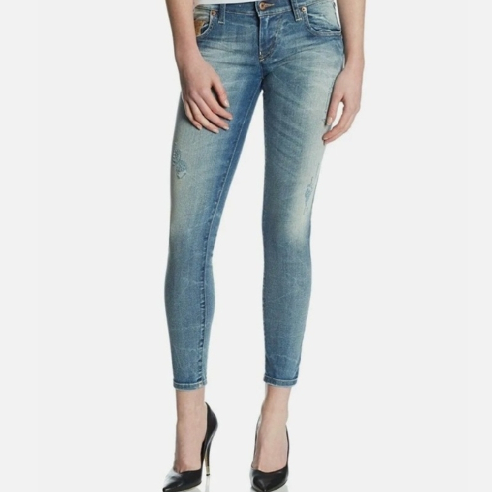 Diesel Woman Jeans. 28/30. Low waist.